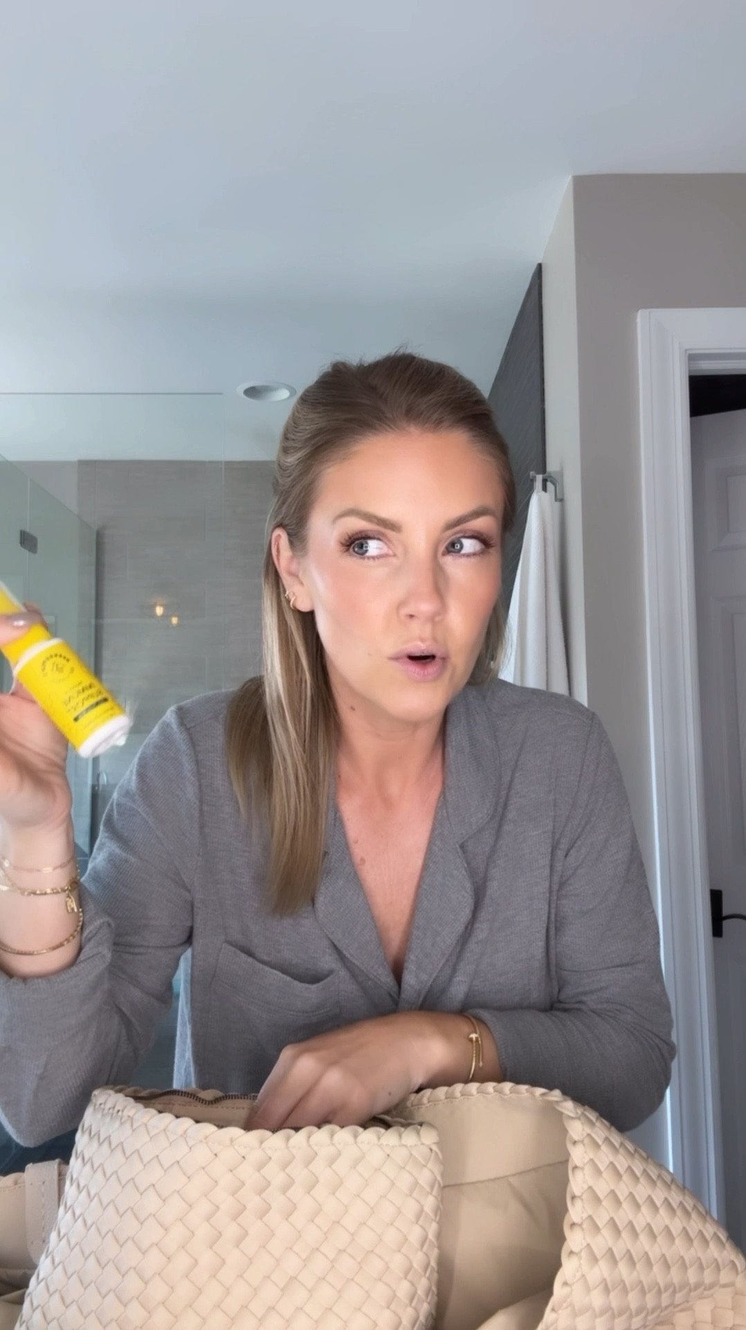 Amazon travel must haves + my favorite travel bag I ended up ordering in Chocolate 🍫😮‍💨

#LTKFindsUnder50 #LTKTravel #LTKItBag