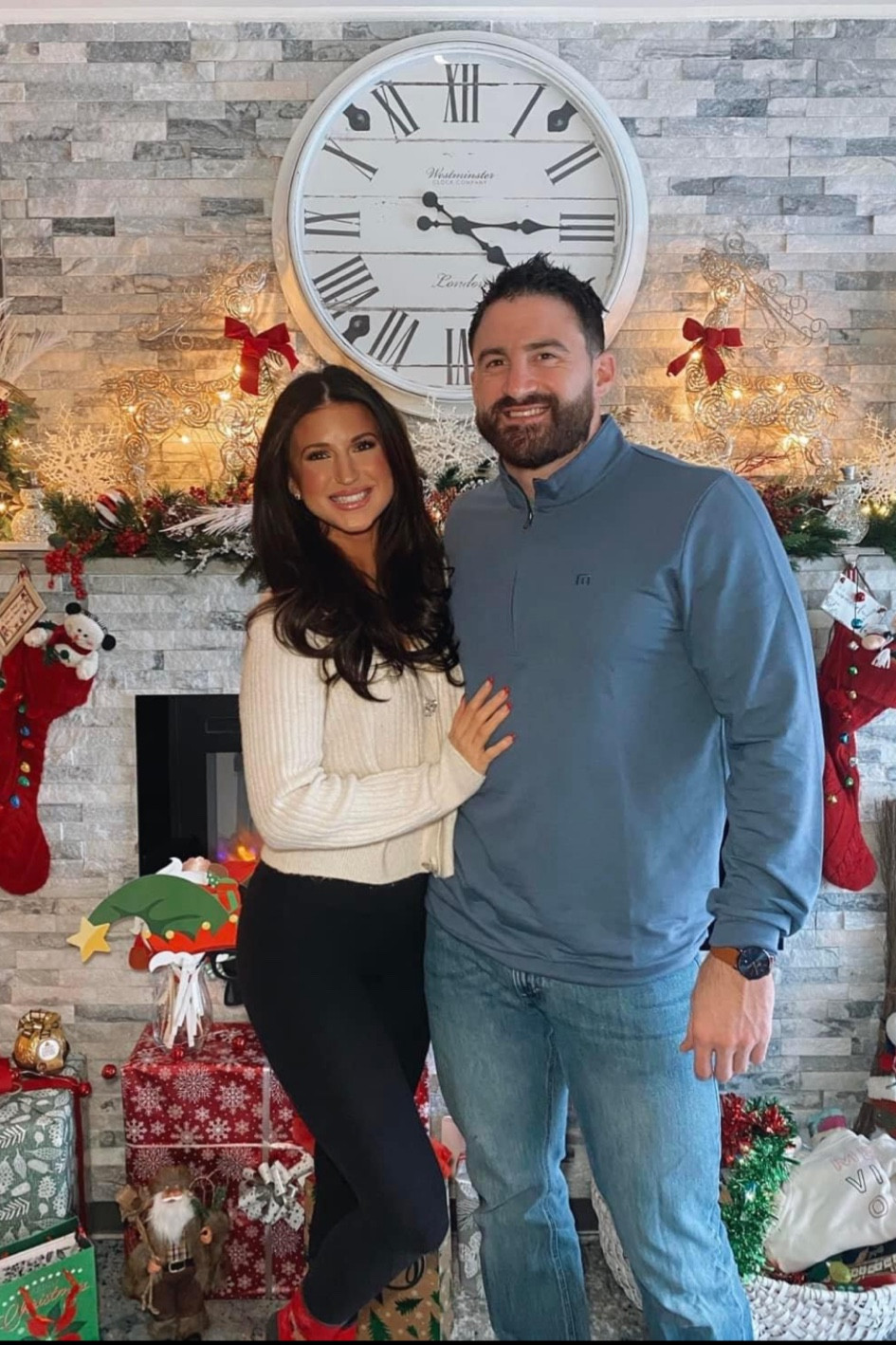 Christmas sweaters🫶🏼♥️

#LTKGiftGuide #LTKSeasonal #LTKHoliday