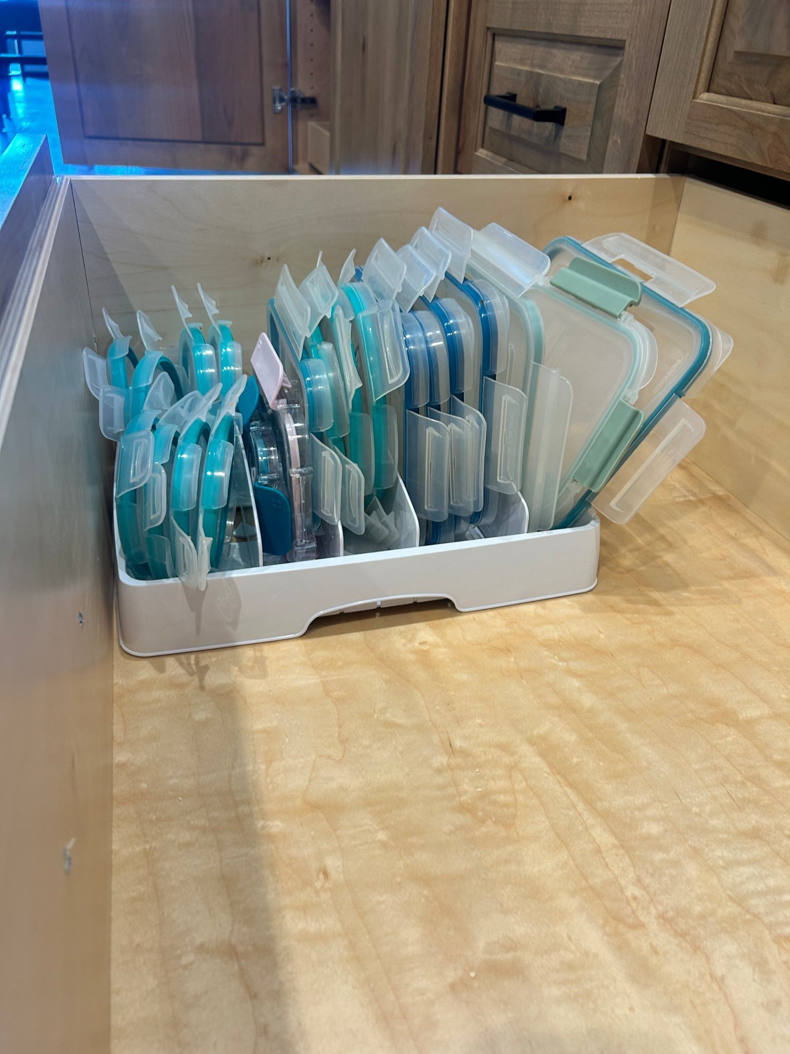 Cabinet lid organization. Tupperware organization 
Cupboard organizer 

#LTKdayinmylife #LTKmomlife #LTKHome