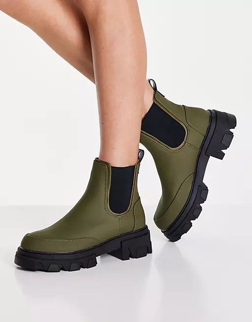 London Rebel – Chelsea-Stiefel zum Überziehen in Khaki mit dicker Sohle | ASOS (Global)