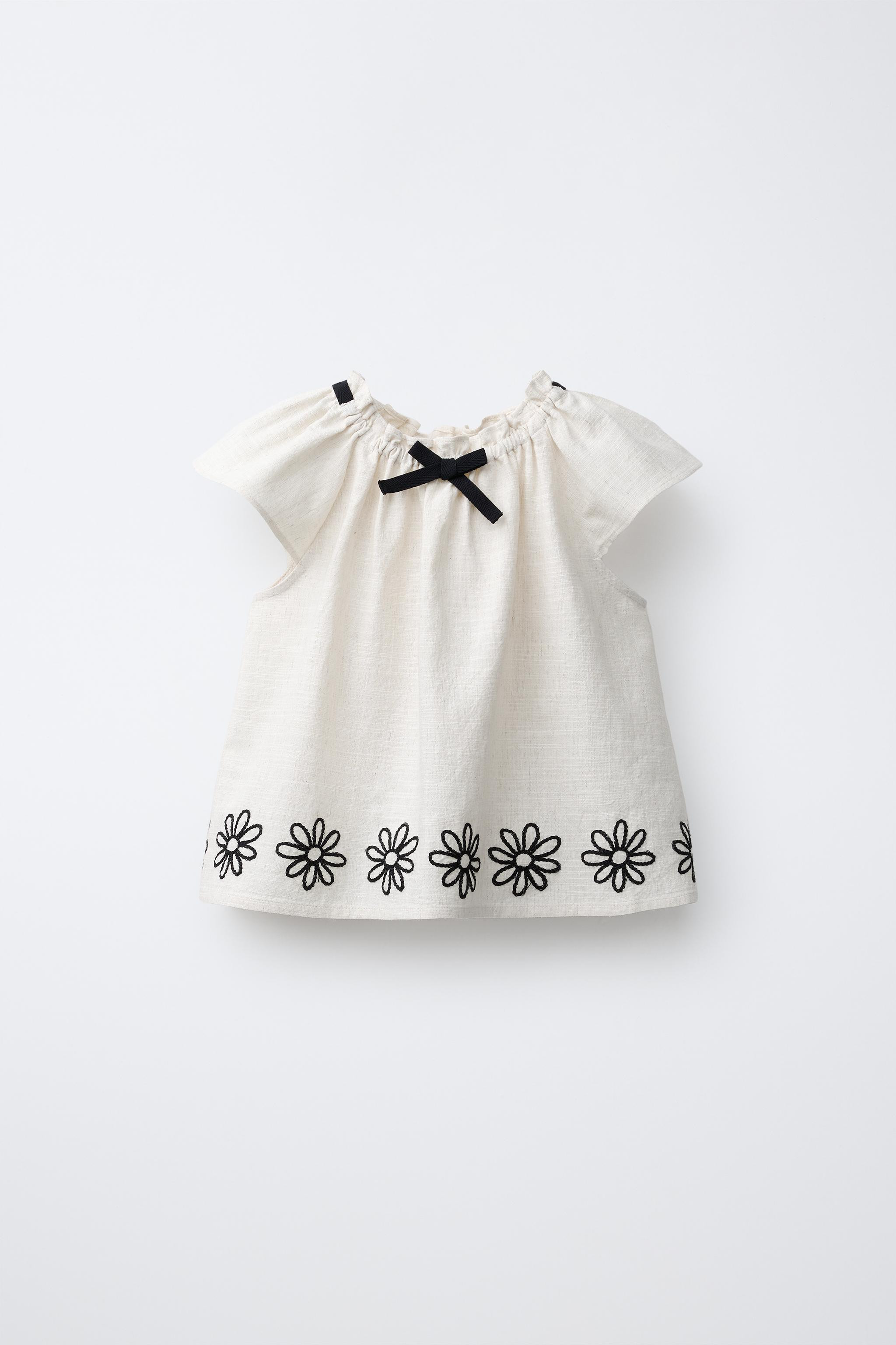 EMBROIDERED FLORAL BLOUSE | Zara US