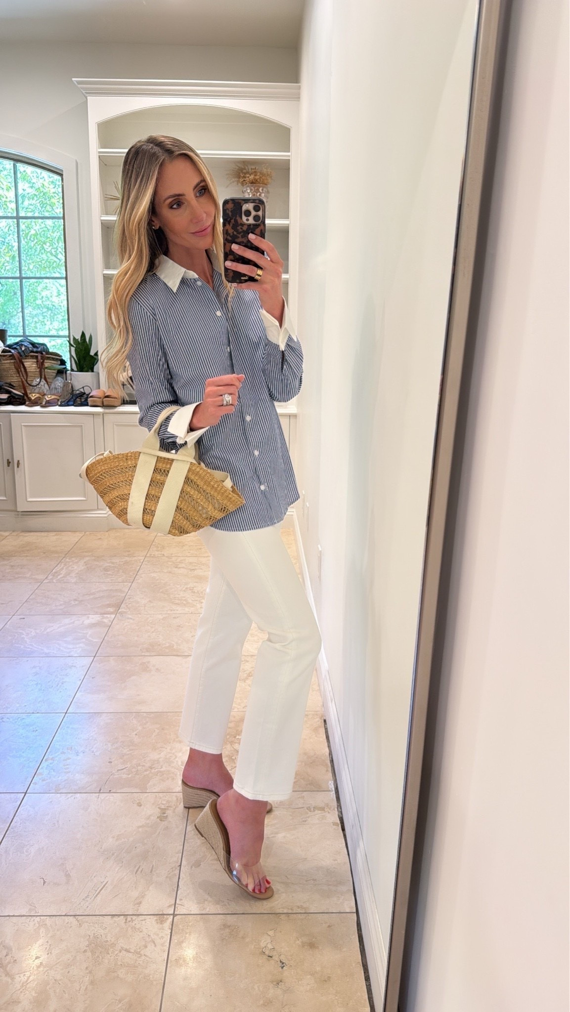 The perfect outfit to wear now and later. Amazing for work as well.