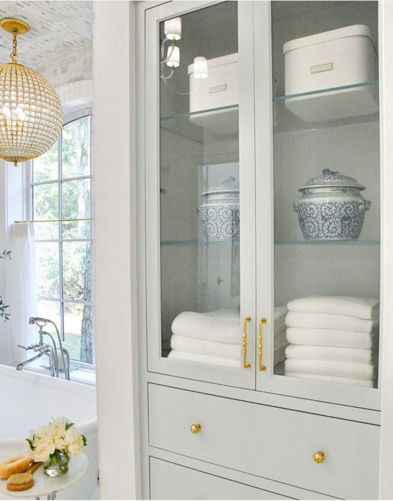 Luxury bathroom towels 
Bathroom decor
Chandelier 
Bathtub faucet 

#LTKHome