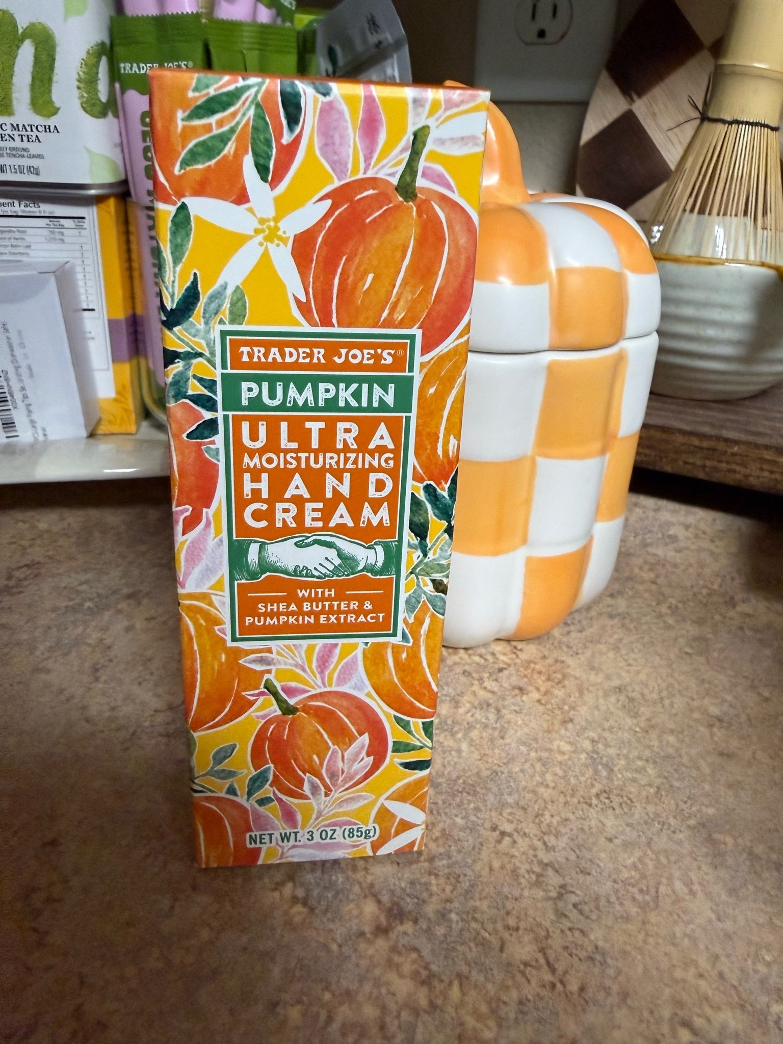Of course I had to get the Trader Joe’s pumpkin hand cream🎃🧡 the packaging is just so darn cute! 


Trader Joe’s beauty / beauty find / Trader Joe’s skincare

#LTKSeasonal #LTKBeauty