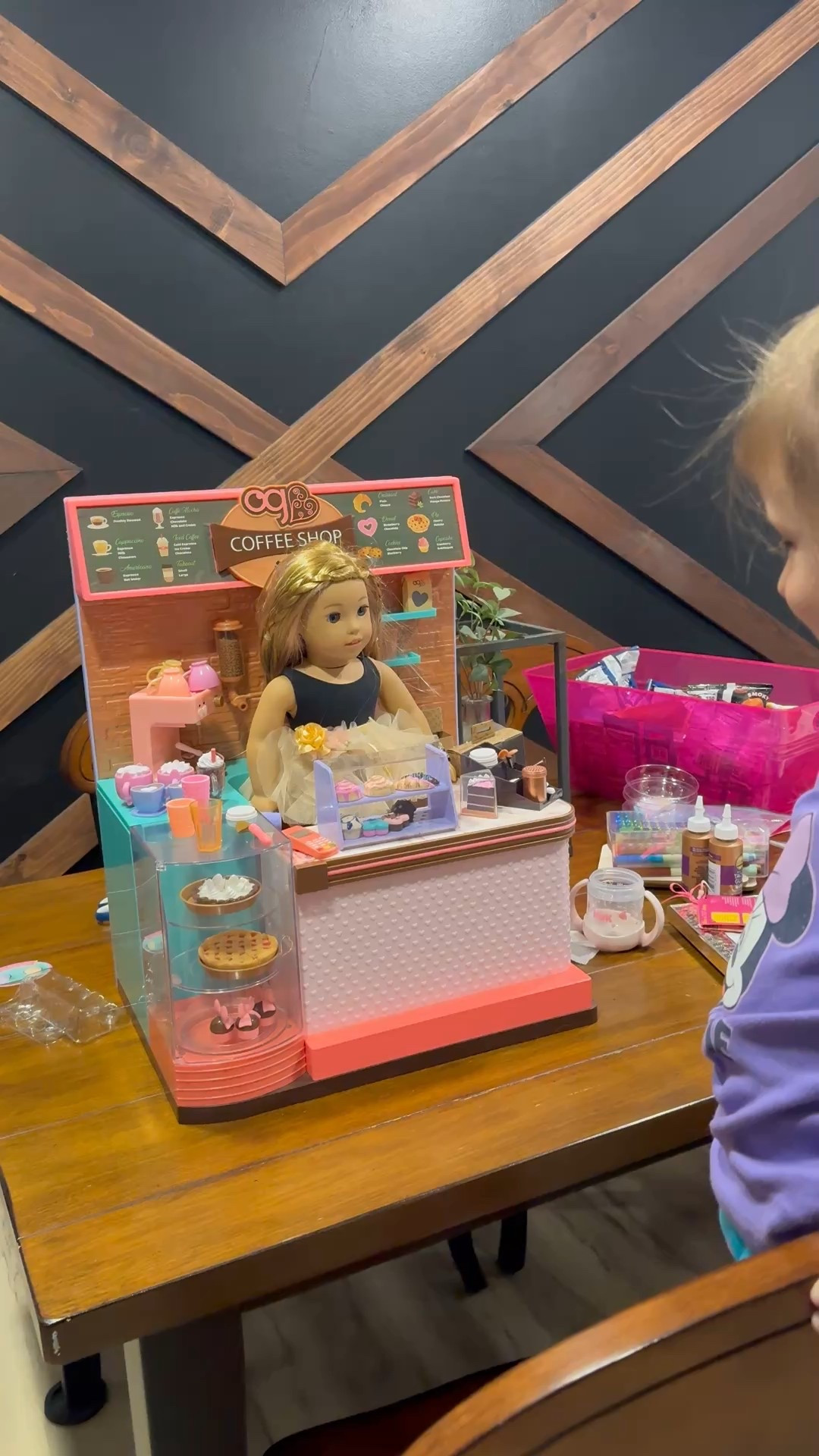 Because dolls deserve holiday coffee dates too 💕☕🎄
Loving this adorable setup at Our Generation Love You Latte Café — where play meets peppermint mocha ✨
#OurGeneration #LoveYouLatte #DollPlayDay #LTKHoliday #holidaygifts #americangirl #wishlist

#LTKGiftGuide #LTKHoliday #LTKKids