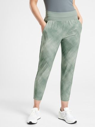 Nolita Slim Tapered Printed Crop Pant | Athleta