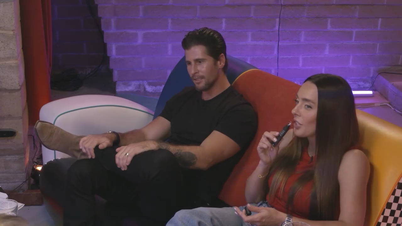 TSC PODCAST: Bill Maher. The lip gloss that every girl needs 💋