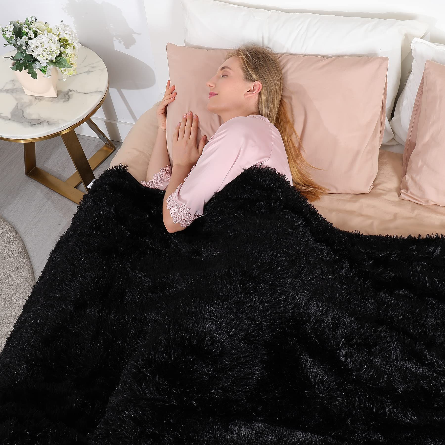 Decorative Extra Soft Faux Fur Throw Blanket 50"x60",Solid Lightweight Fuzzy Reversible Long Hair... | Amazon (US)