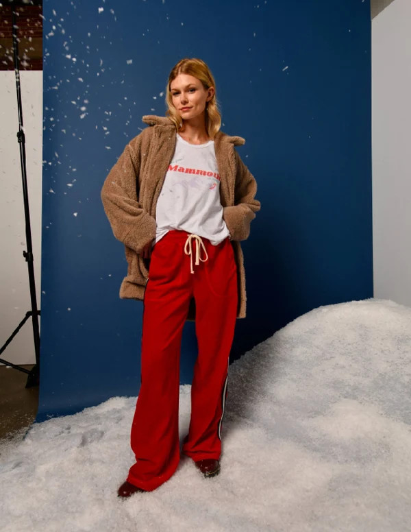 Women's Relaxed Wide Leg Pant in Flare Red | Sundry Clothing