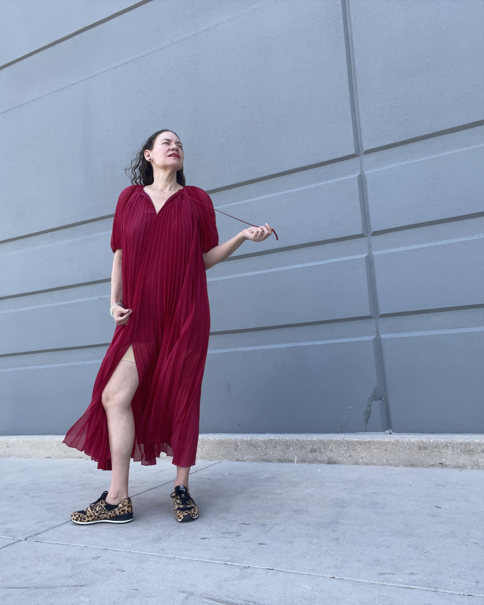 October is looking a bit witchy. A bit showgirl. And a lot like we’re no longer saving our bests for an “occasion”
#investmentpiece 

#LTKStyleTip #LTKSeasonal #LTKOver40