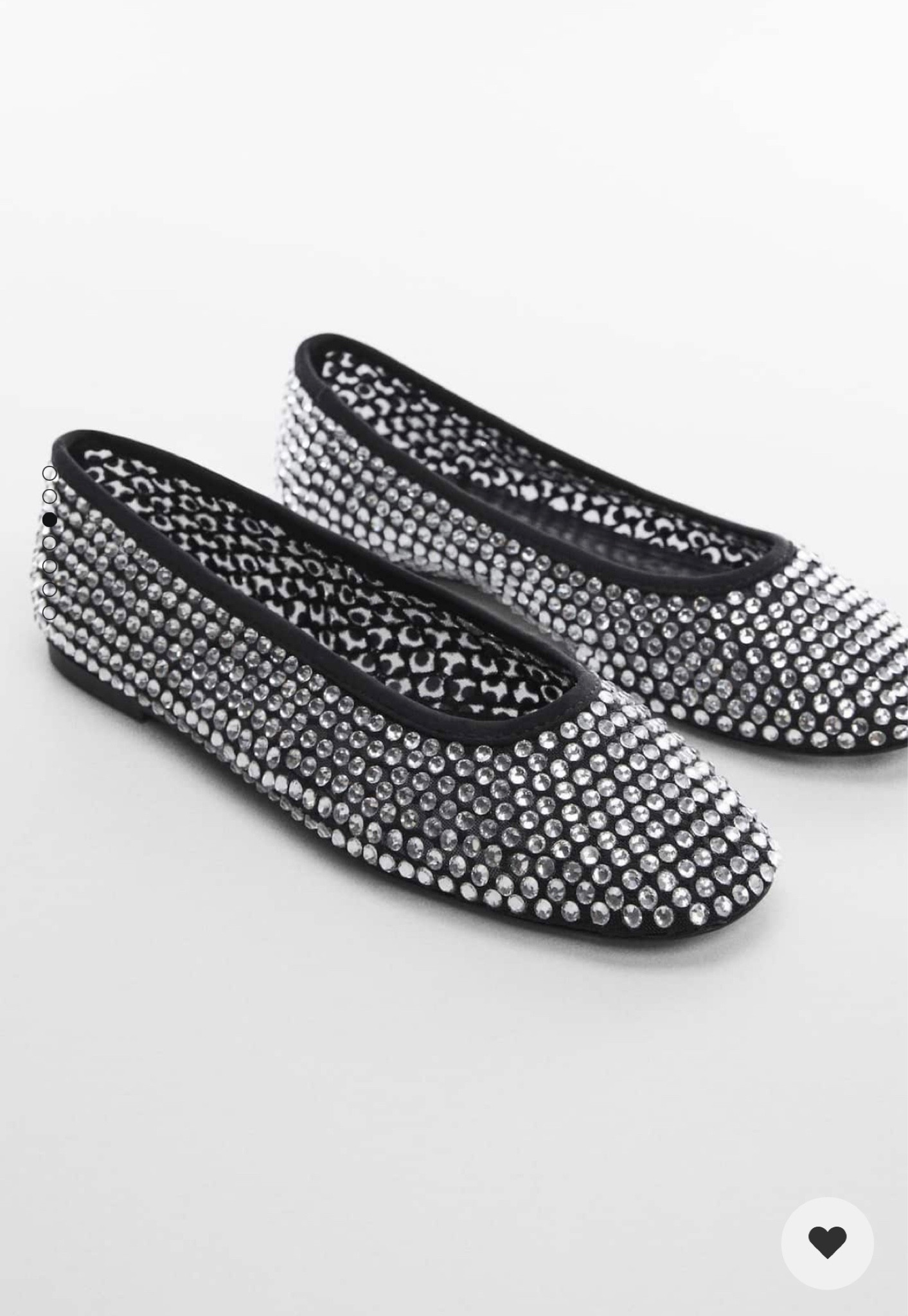 Holiday Flats 

#LTKHolidaySale #LTKSeasonal #LTKHoliday