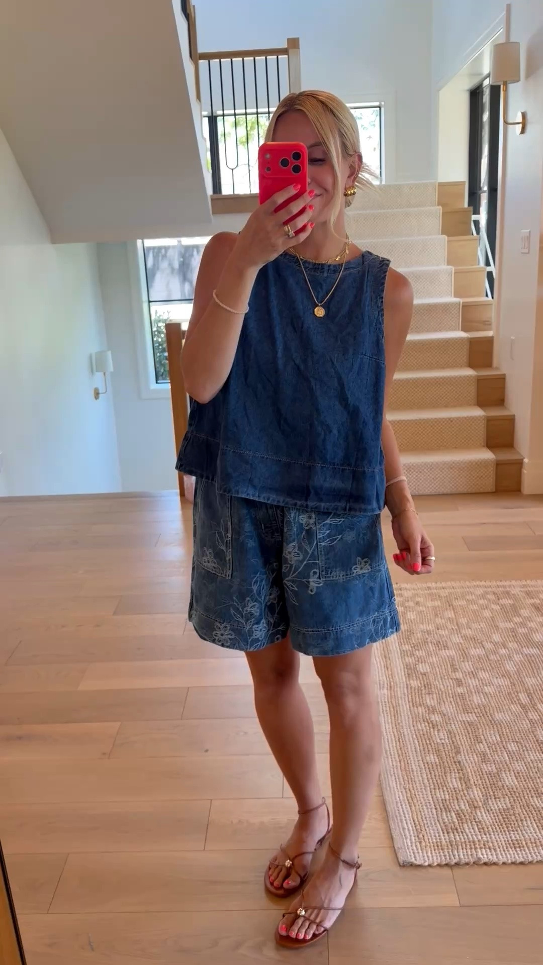 I love a denim on denim outfit!

#LTKgrwm #LTKmomlife #LTKootd