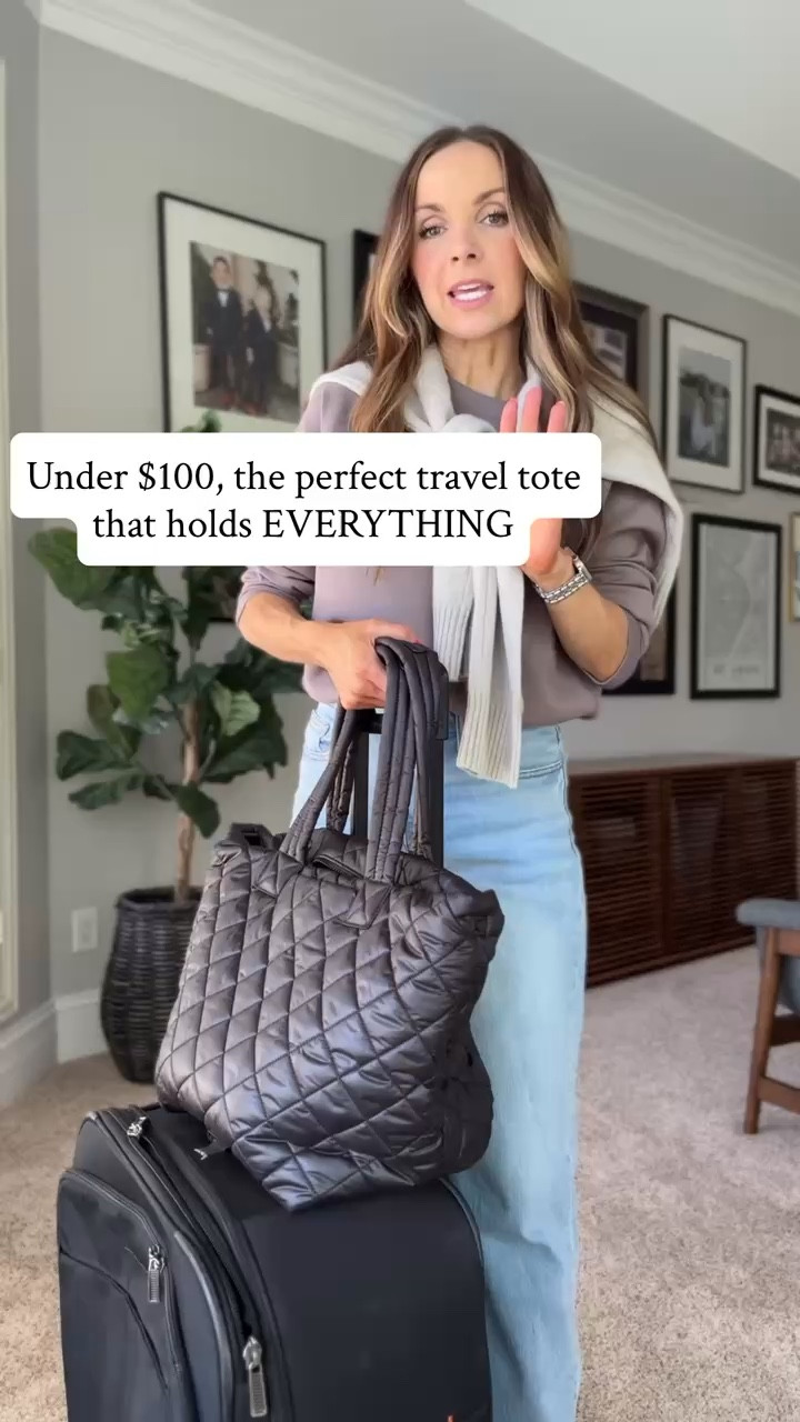 @Quince bag that is the go to for travel

#LTKgrwm
