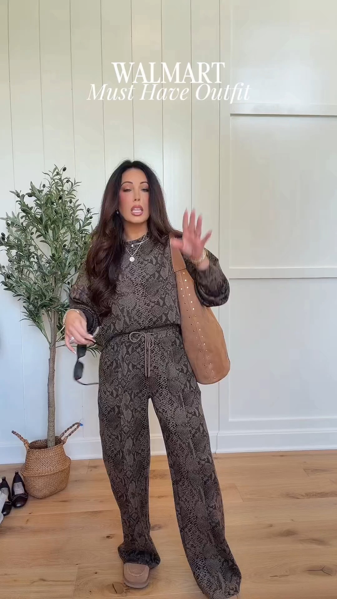 Walmart fall fashion done right 🤎🐍 This affordable snakeskin matching set is cute, comfy, trendy and looks so much more expensive than it is! The perfect Walmart outfit for fall, travel days, errands or everyday casual style.
#WalmartFashion #WalmartFinds #FallFashion #AffordableFashion #WalmartStyle #MatchingSet #Snakeskin #FallOutfit #CasualStyle #LTKStyle