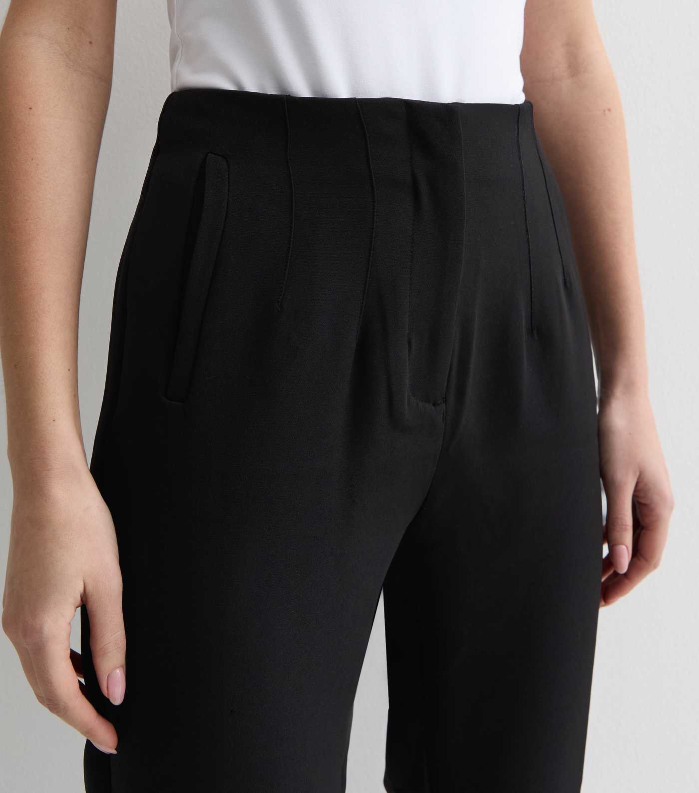 Black Dart Pleat Tapered Trousers
						
						Add to Saved Items
						Remove from Saved Items | New Look (UK)