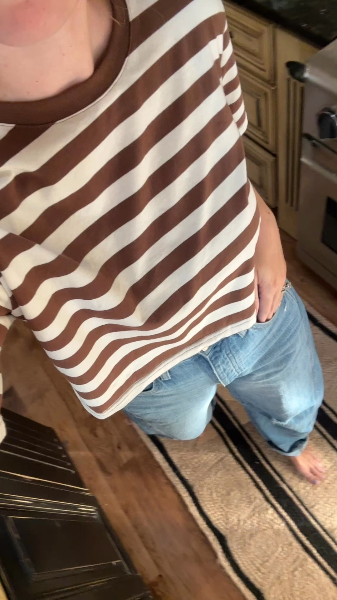 Favorite stripe tee in stock! Brown and cream stripe crop tshirt. Curve leg high rise jeans styled by BarbiGia 



#LTKFindsUnder50 #LTKVideo #LTKStyleTip
