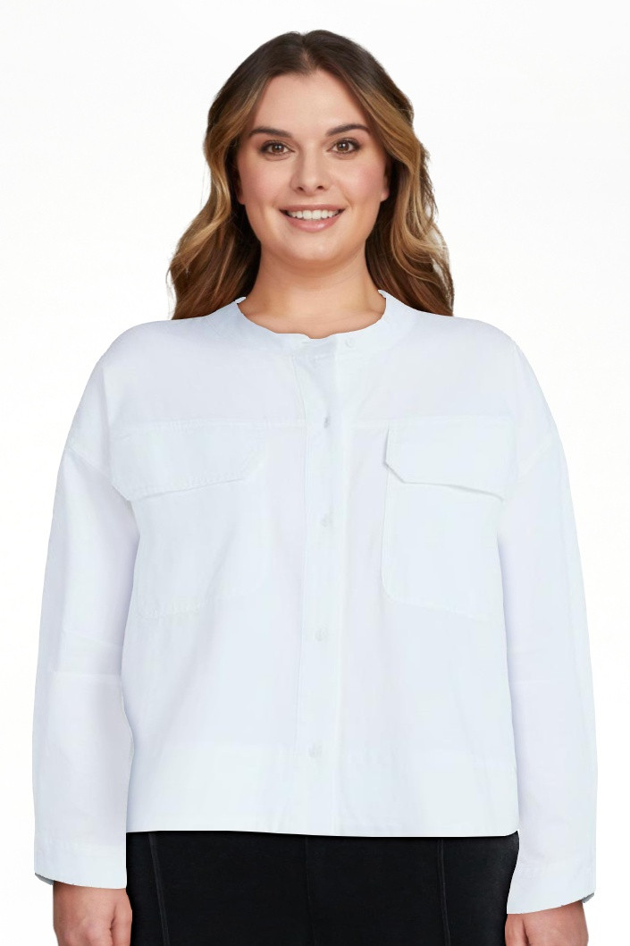 Scoop Women's and Women's Plus Cropped Oversized Button-Down Shirt, Sizes XS-4X | Walmart (US)