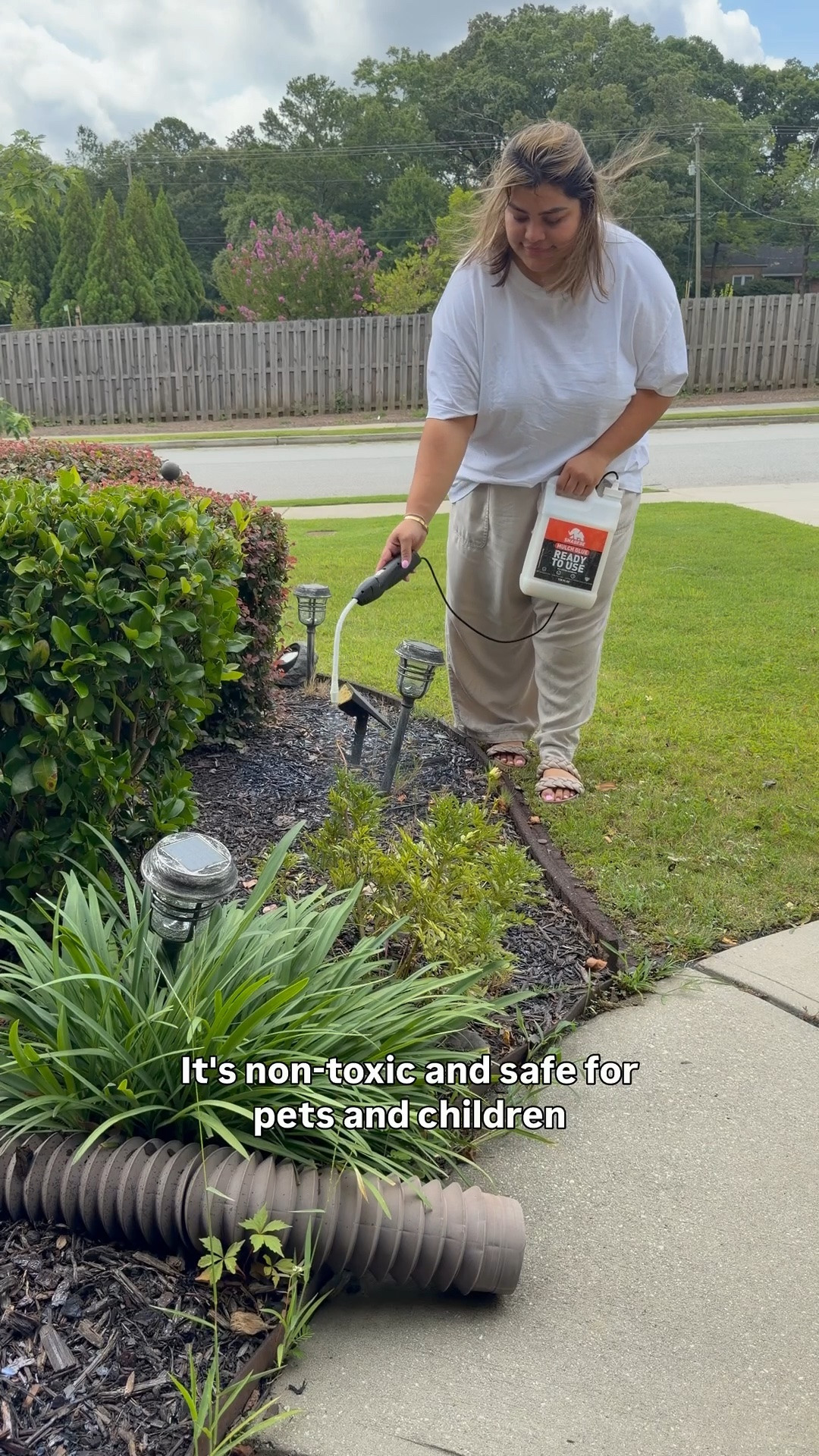 Tired of mulch washing away every time it rains? Here is the ultimate backyard secret for a pristine landscape all season long! 🙌

🔗 Purchase Link: https://bit.ly/4hrteWP (Use discount code SHABEBEPRIT at checkout for an exclusive offer!)

🛍️ Amazon Storefront: http://bit.ly/4cgk78s

🌐 Official Website: https://shabebellc.com/

#Shabebe #MulchBinder #MulchGlue #ShabebeMulchGlue #ShabebeGlue

#LTKHome
