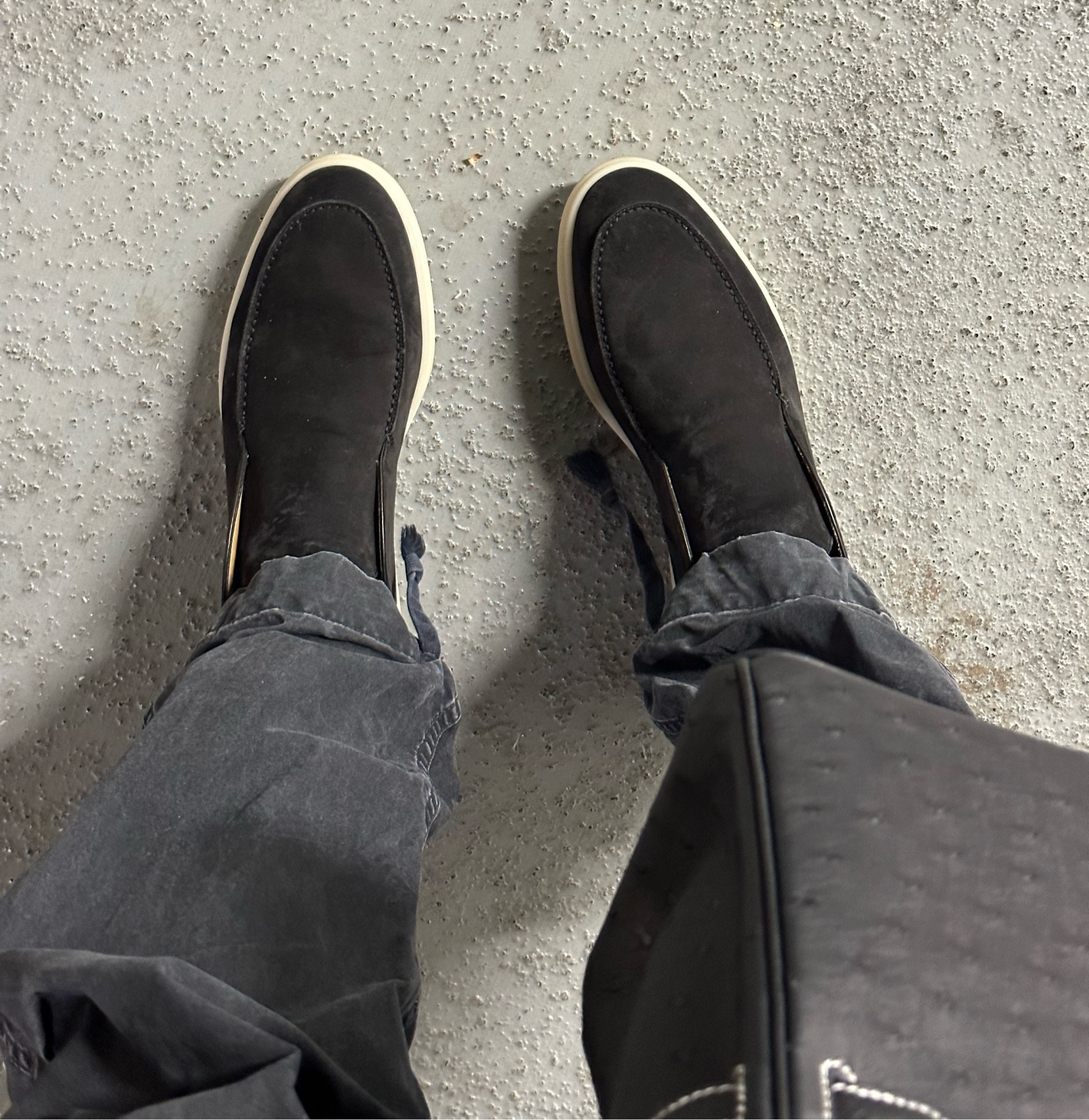 The most versatile shoes I own, dress them up or down and they seriously look great with anything. 

#LTKshoecrush #LTKmens #LTKstyletip