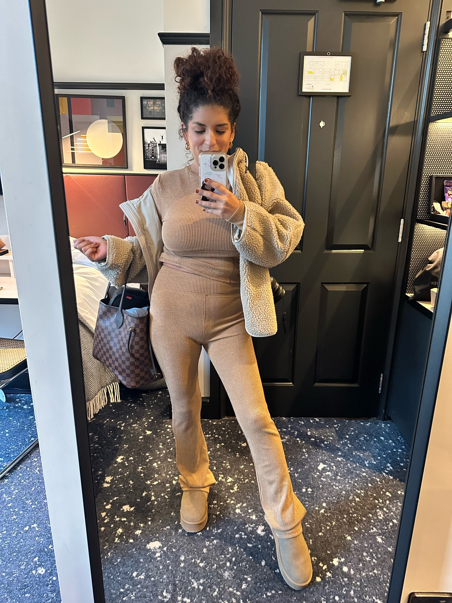 Y’all this little set from @target is sooo soft and cozy!! Perfect for #fall #target 🍂

#LTKHoliday #LTKSeasonal #LTKstyletip