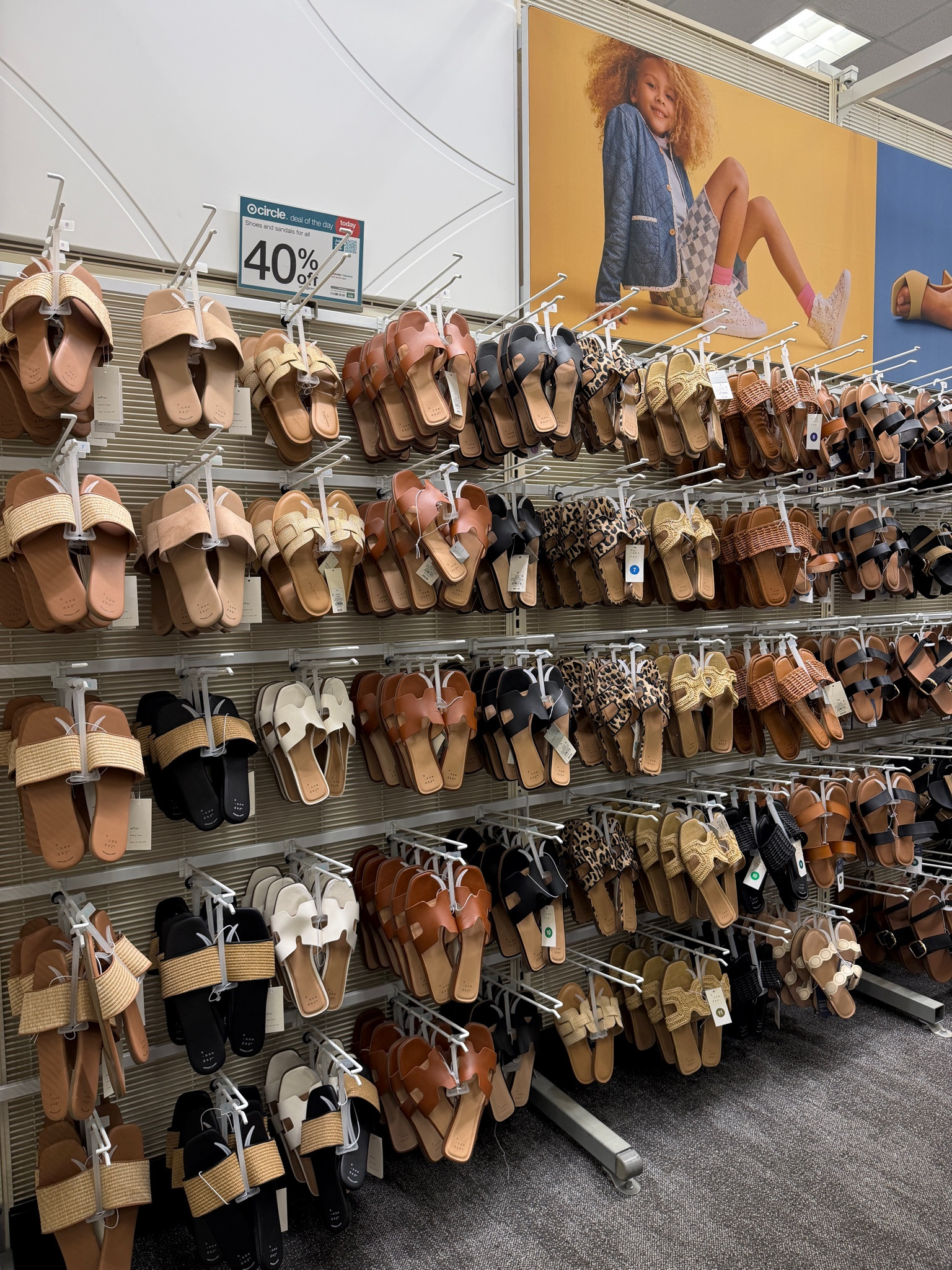 Target Circle Week is here, ladies! All women’s sandals are 40% off this week only! This summer collection is so pretty - go see if they have your size! #ad @Target 

#TargetCircleWeek 
#Targetfashion