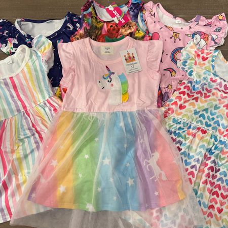 Toddler Girls Spring Dress Haul

Sunny is growing like a weed and it’s time to refresh her wardrobe! She pretty much only wears dresses these days and is currently obsessed with anything rainbow and unicorn 🌈 🦄 

Amazon finds | Lola & The Boys dupes | rainbow dress | kitty cat dress | unicorn dress | heart dress | summer clothes | toddler dress | little girls dresses 