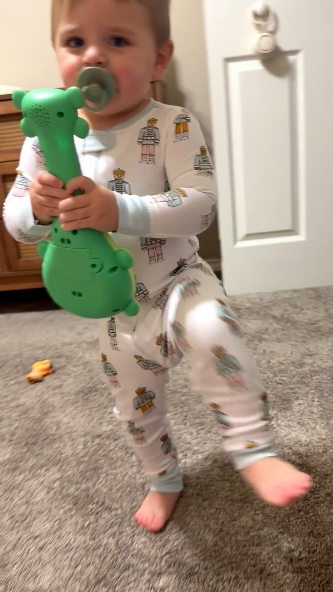 A must have present under the tree this year! Luca is obsessed with his 🎸 

#LTKKids #LTKGiftGuide #LTKHoliday