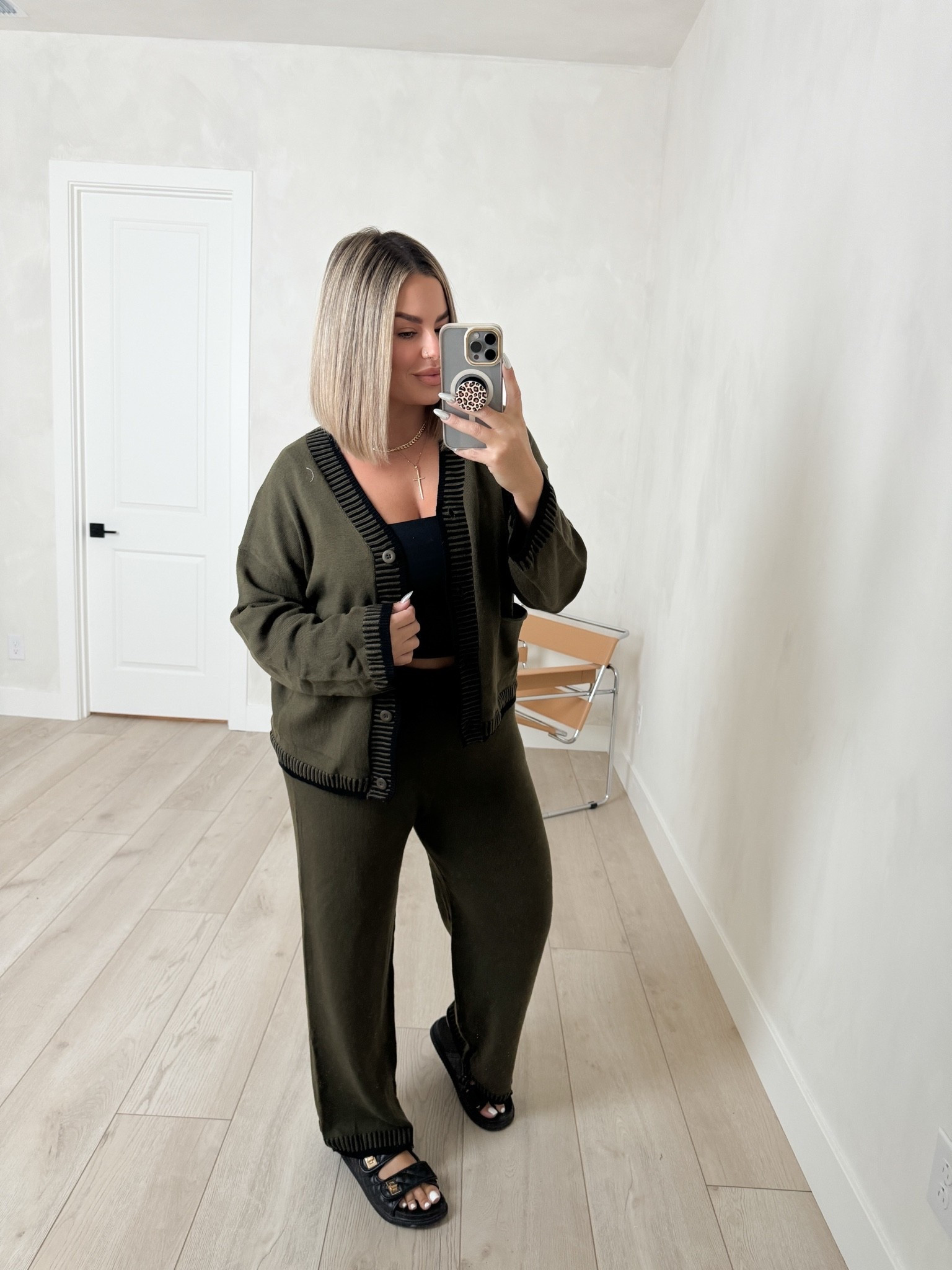 Comfy lounge set from Amazon size xl in this one. If you are taller than me ( 5’5 ) pass on this one 
Sandals are old no link sorry 
Tank L