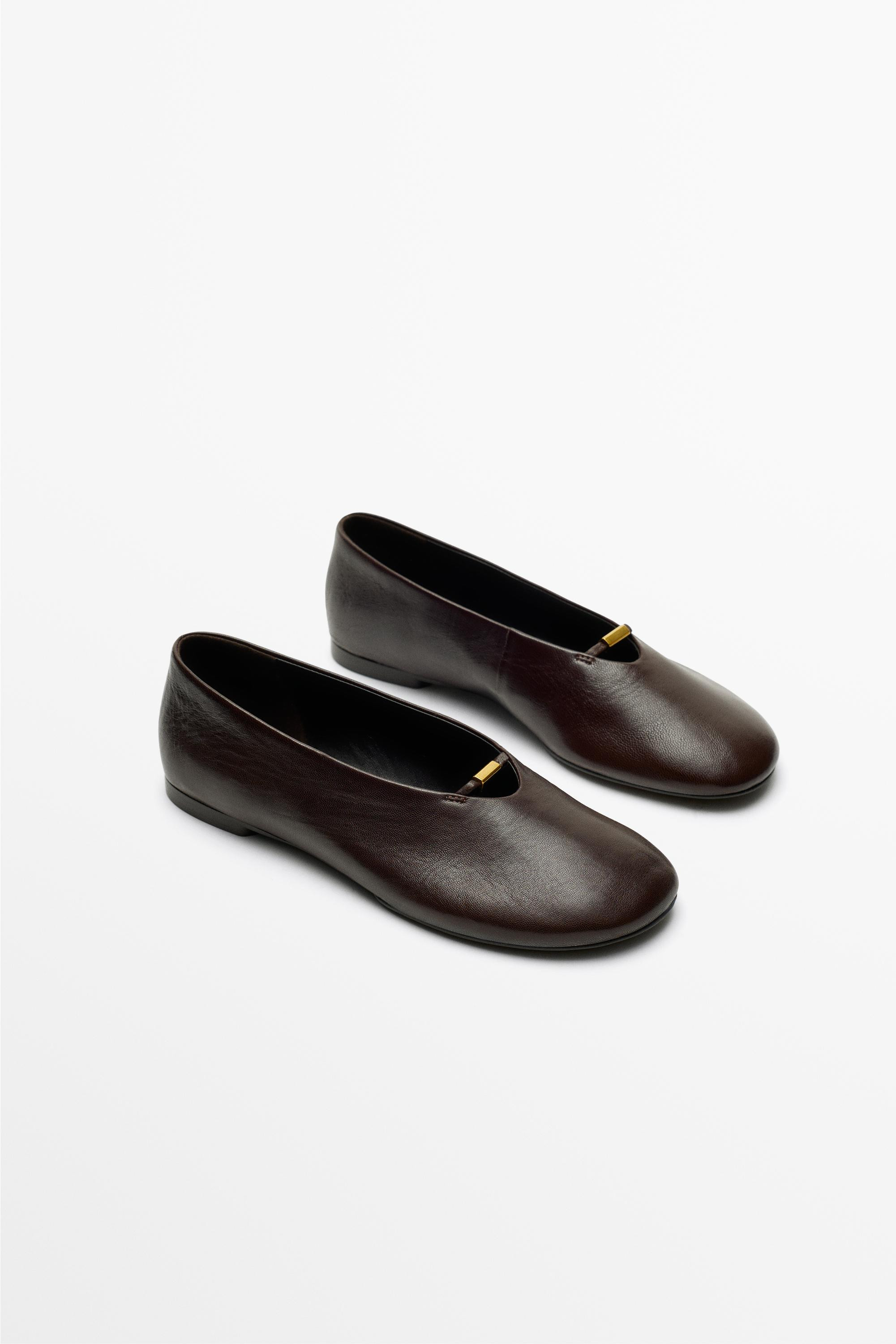 Soft leather flat ballet flats | Massimo Dutti US