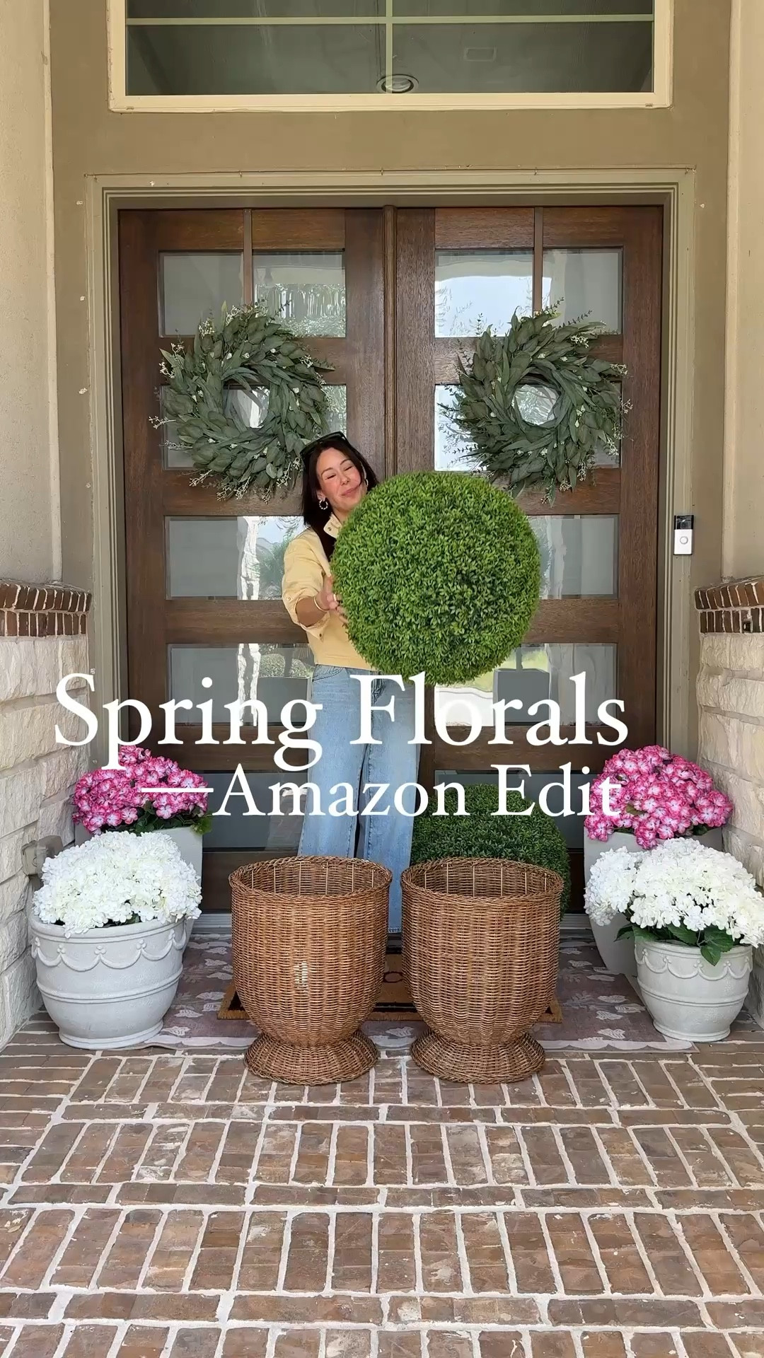 Spring florals from Amazon are one of my favorite ways to instantly refresh a space 🌿✨ These realistic stems add that soft, organic touch that makes your home feel light, layered, and ready for the new season. I’ve been styling them everywhere lately — on consoles, coffee tables, kitchen counters… they truly make such a difference. Sharing all my favorites in this reel 🤍

#springdecor #amazonhome #fauxflorals #springrefresh #neutralhome #organicmodern #homestyling #ltkhome

#LTKHome #LTKSeasonal