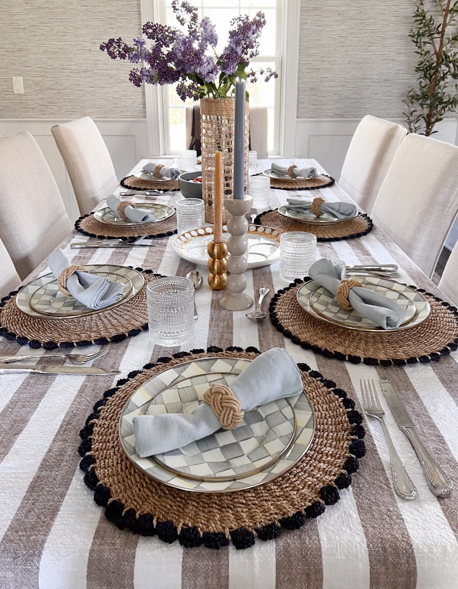 Who’s ready for spring entertaining! Some of my favorite tabletop pieces are on sale right now (including these placemats, tablecloth, vase and candles!!) 

#LTKSaleAlert #LTKHome #LTKSeasonal