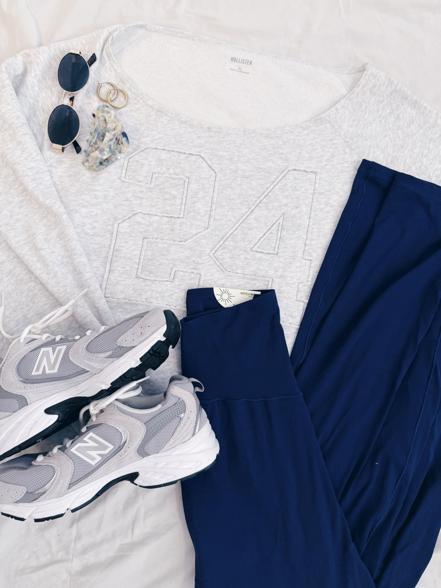 these trousers from aerie are INSANELLLY comfy 😭 1000/10. love these!!!!

#LTKShoeCrush #LTKActive #LTKSeasonal