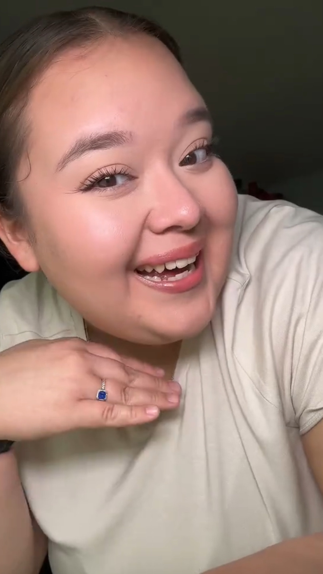 #grwm #makeuptouchups #productsforoilyskin 