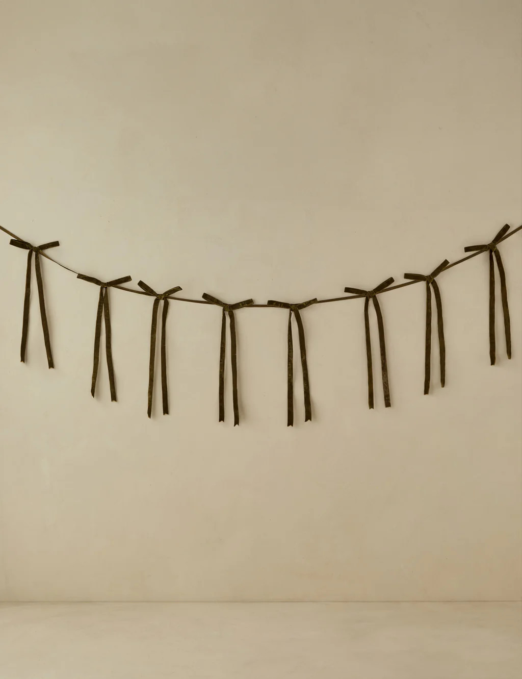 Danita Velvet Garland | Lulu and Georgia 