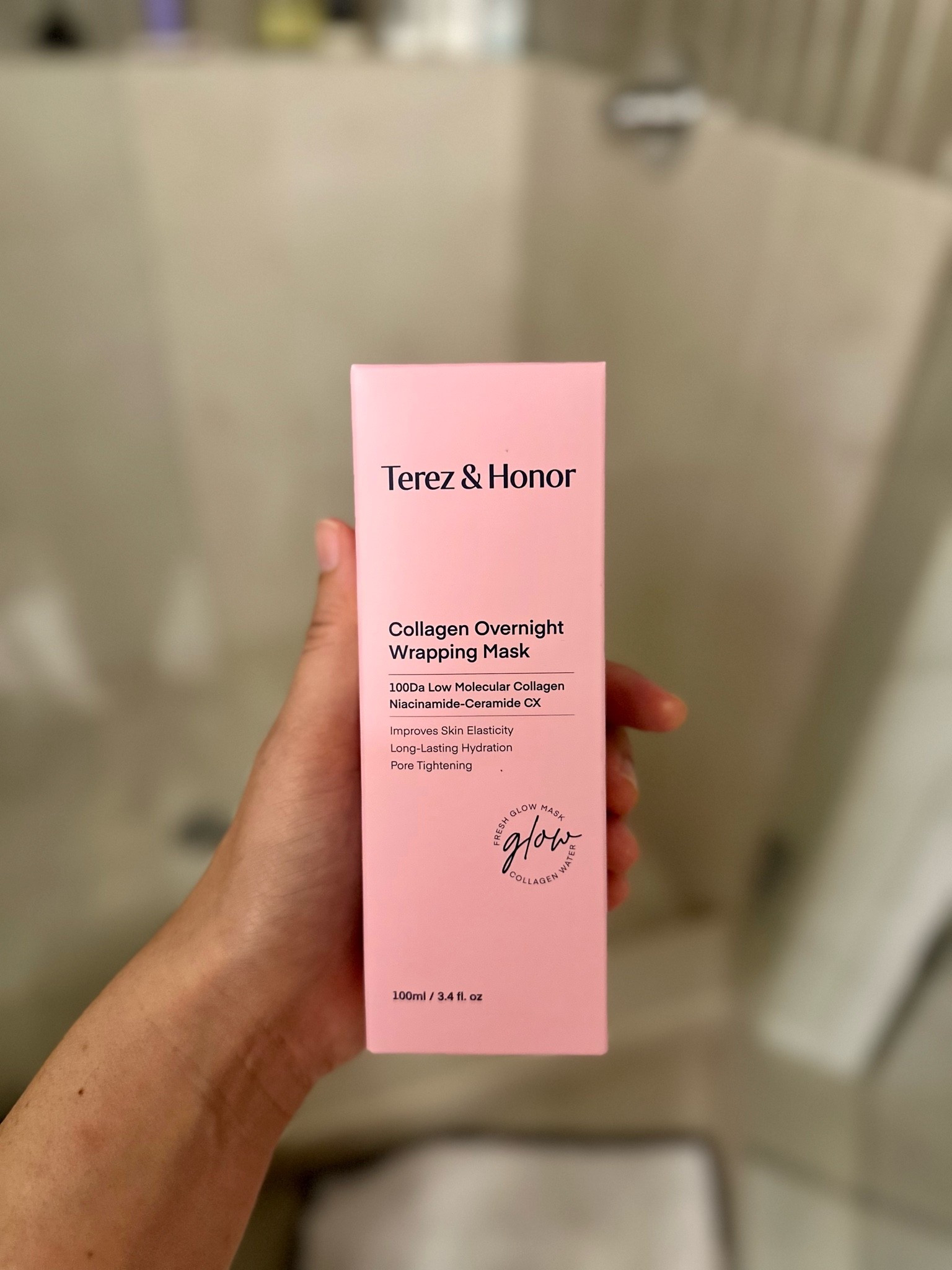 Gave this $20 overnight mask a shot last night! Really liked it, woke up with a very smooth face and felt more hydrated than normal 👍🏻