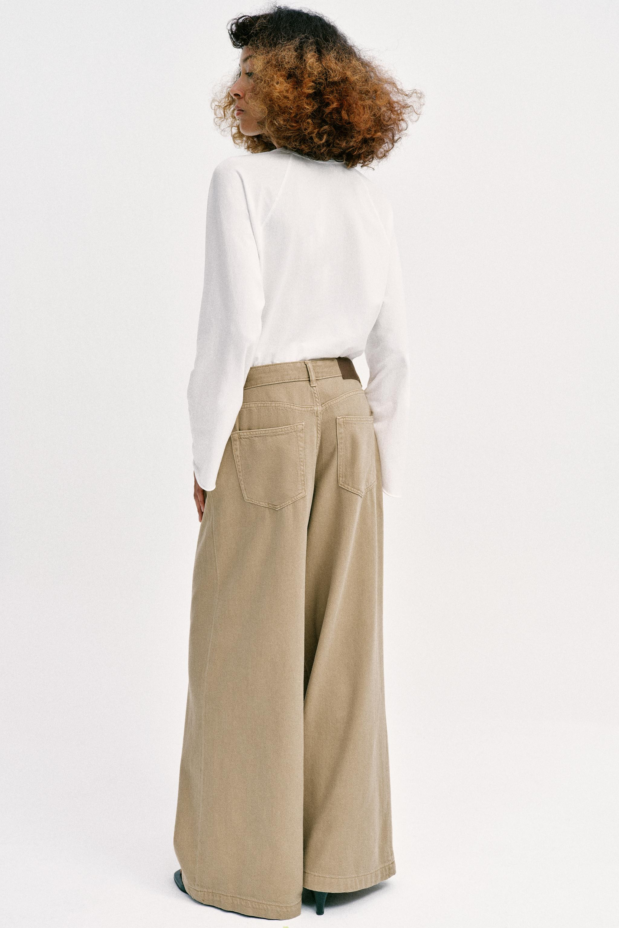 Z1975 HIGH WAIST WIDE LEG JEANS WITH DARTS | Zara US