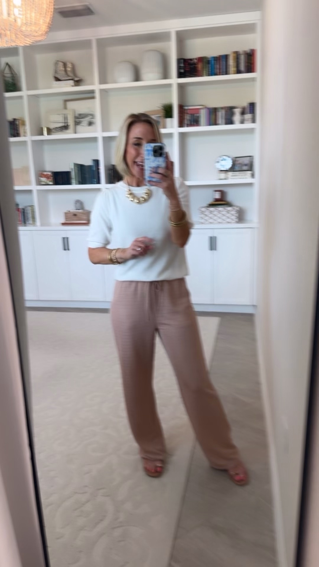 Amazon - comfy and cute unboxing. Palazzo Drawstring Elastic Waist Wide Leg Pants - Size Small. 7 colors. Use code CGFYVJZO for 20% off. Puff Short Sleeve Sweater - size Small. 20 colors. 

 

#LTKSeasonal #LTKWorkwear #LTKOver40