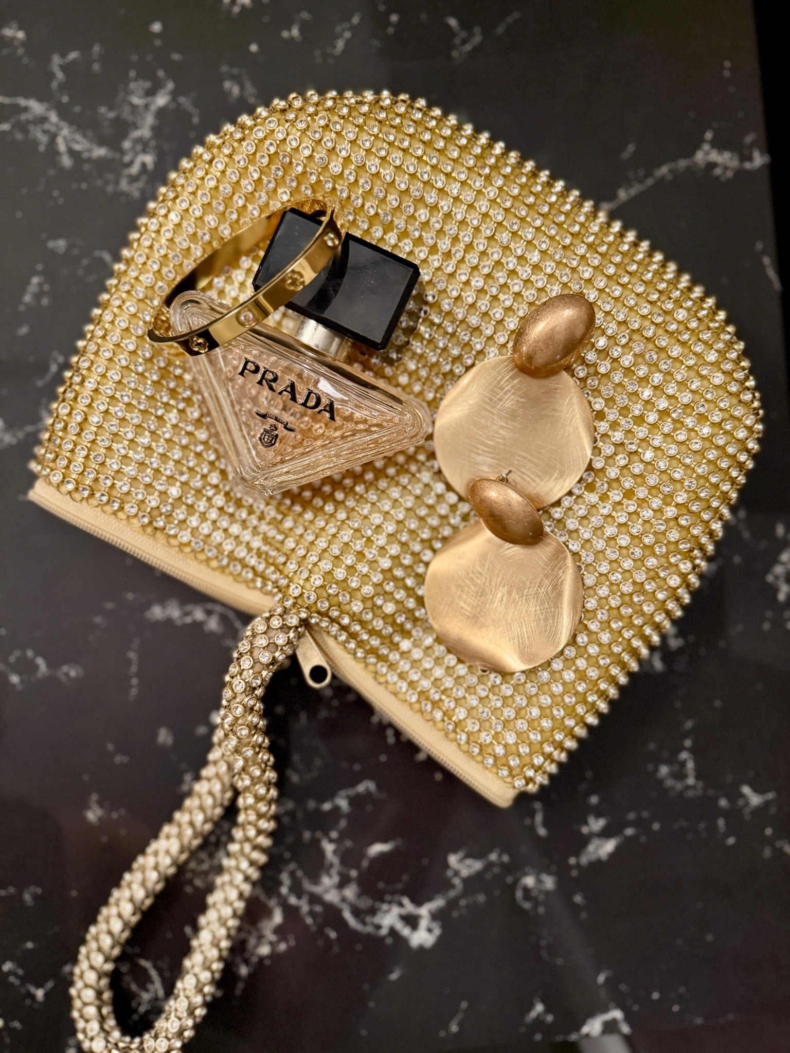 Gold glam! Perfect for events coming up ✨

#LTKValentine #LTKWedding #LTKBeauty