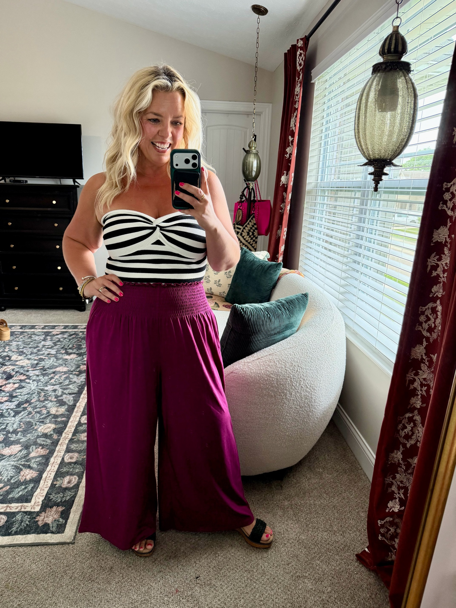 These stretchy pants are comfy but you still look put together and light weight so perfect for summer! I own this top in 4 colors bc it’s so good and I linked the BEST strapless bra! 
**size down in the pants, I got my true large & should have done a medium. 
All Amazon!