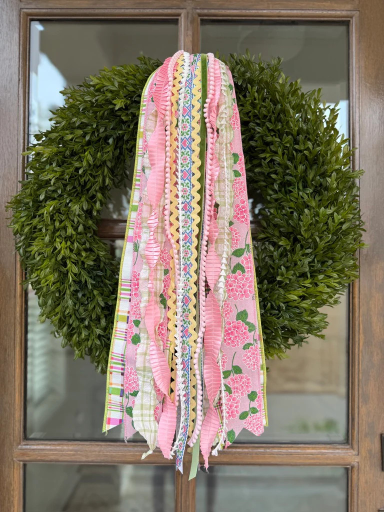 Spring in Plaid - Long 27" | House of Turnberry