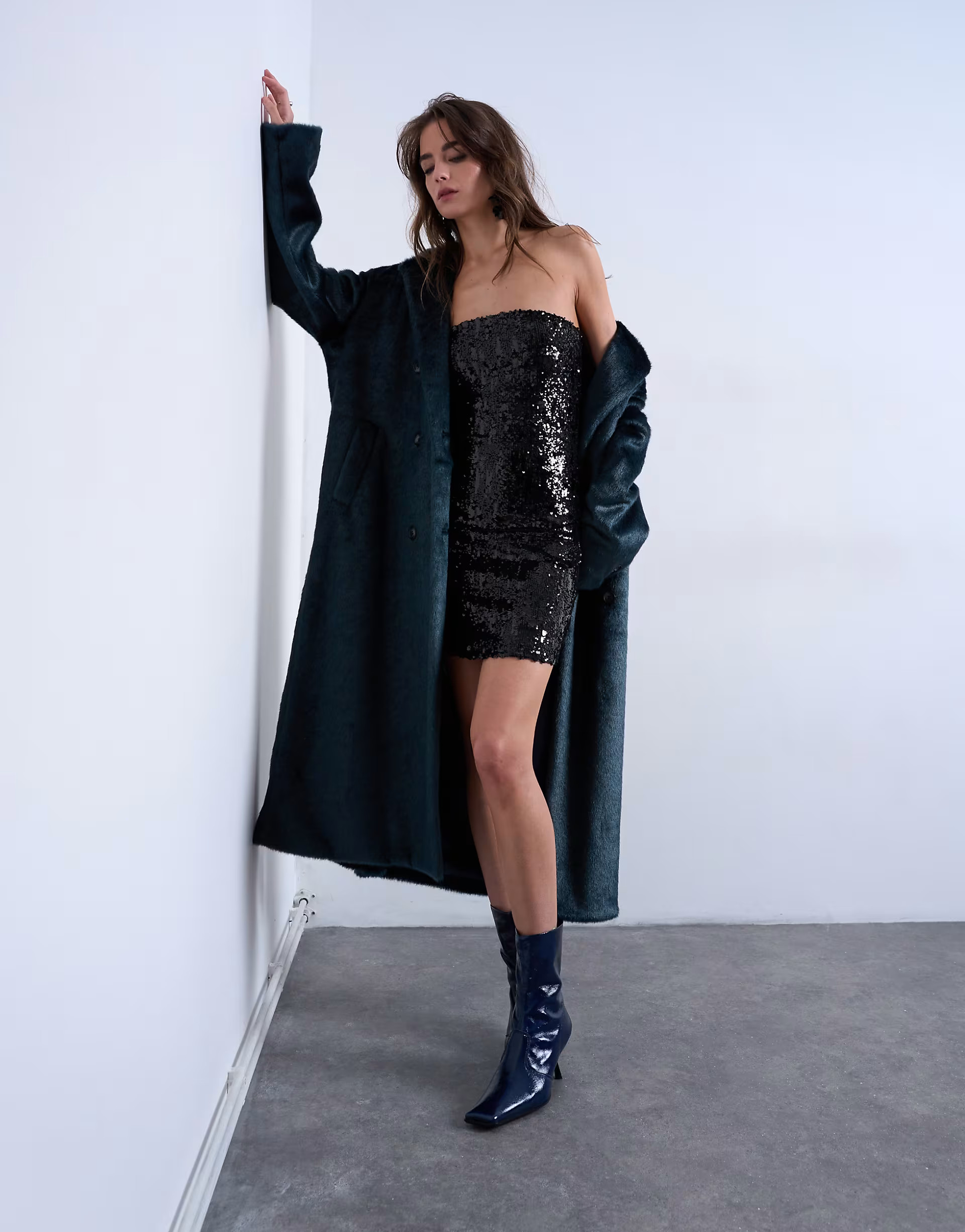 Sequin bandeau mini dress in black | Topshop