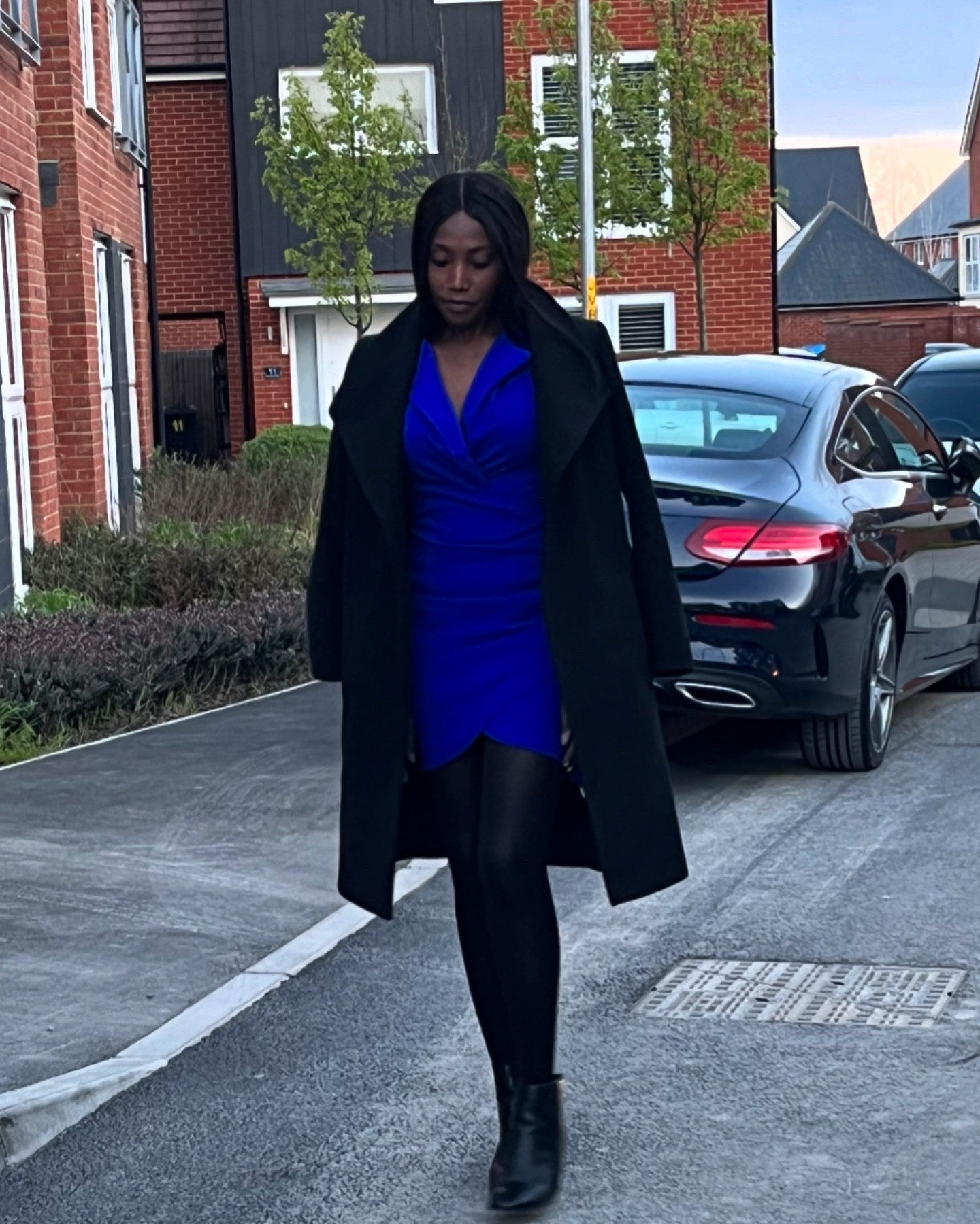 You could see the cold in my face expression but I still maintained composure. I love fall/winter outfits but not the weather in particular 🤓
I am shocked at the price down of this boohoo dress!!! I bought it 4 years back for £35!!! Now it’s less than $16😭
Dress: @boohoo the exact colour is not available but this shade of blue available is so beautiful 
Boots: @newlook the suede version is what is available on here and it looks great as well 
Coat: @zara still looking for a similar coat to post here 

#falloutfitideas #autumnfashion #capsulewardrobe #midsizefashion #falllooks #autumnoutfits #ootdfashion #minimaliststyle #chicoutfits #fashionreels #restyling #outfitinspo #falltrends2024 #autumncapsule #fashionblogger #fallessentials #tallgirlstyle #streetstyle #classicstyle #layeringseason #autumnvibes #stylediary

#LTKSeasonal #LTKFindsUnder50 #LTKStyleTip