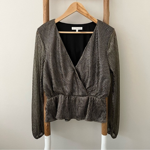 [june & hudson] plisse metallic crossover wrap peplum sheer long sleeve top M | Poshmark