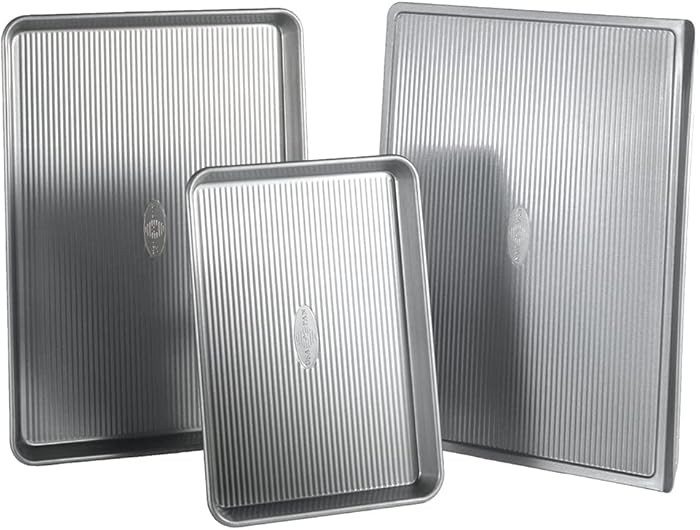 USA Pan 3-Piece Warp Resistant Non-Stick Aluminized Steel Bakeware Set | Amazon (US)