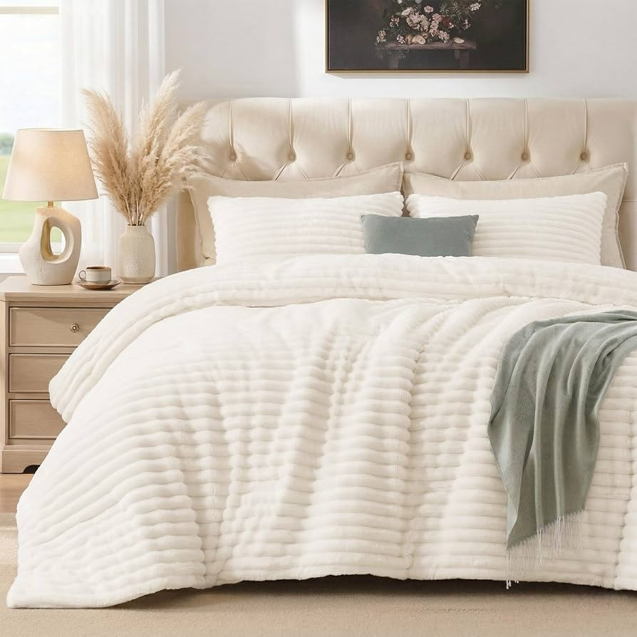 Quataly Marshmallow Queen Fleece Comforter Set Cream White Faux Fur Fluffy Comforter Set Luxury B... | Amazon (US)