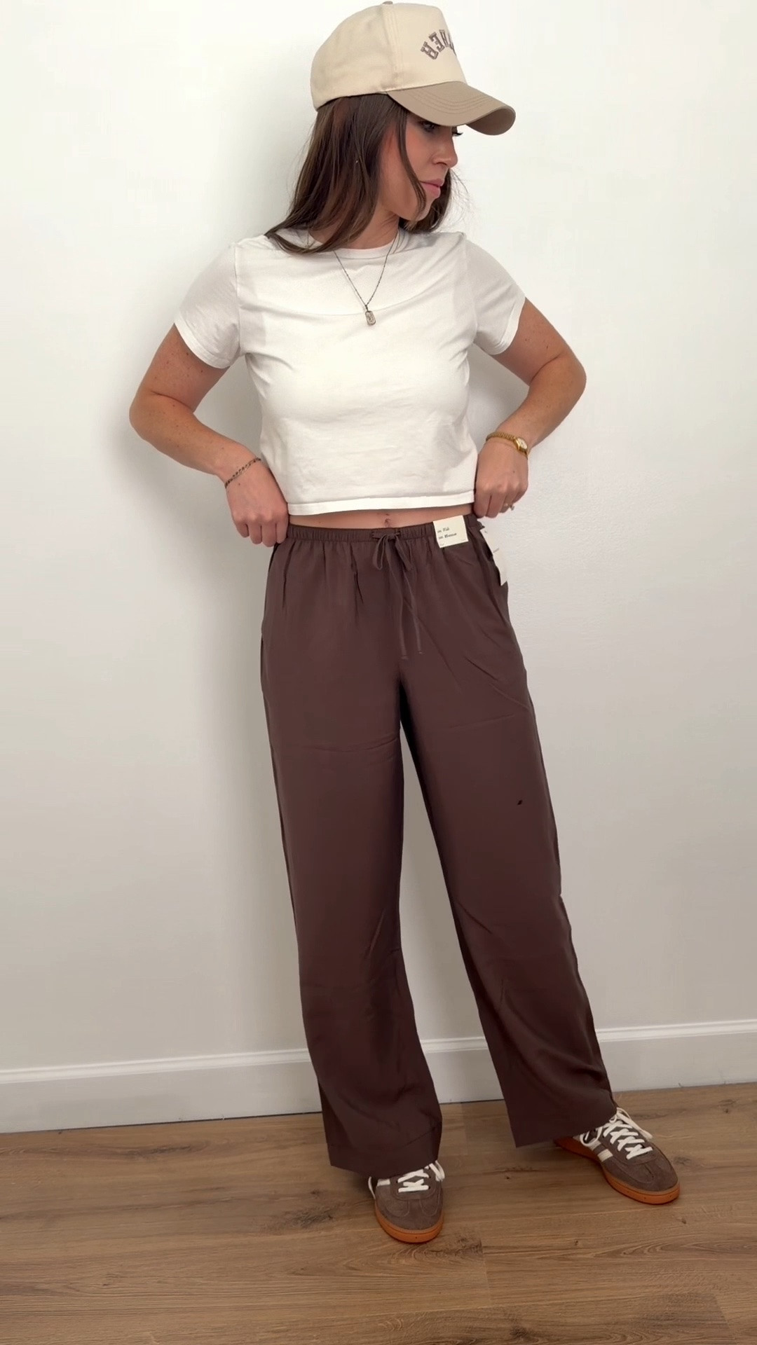 | comfy casual mom outfits | brown linen pants outfits | neutral clothes | fall transition outfits | built in bra staple tee | white tee shirts |

Pants: size xs
Shirt: size s

#LTKgrwm #LTKmomlife #LTKTravel