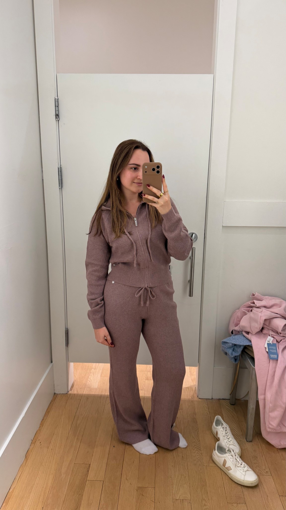 a waffle knit set by gap and summer fridays! love this cozy collection 

wearing XS on the sweater and S on the pants 