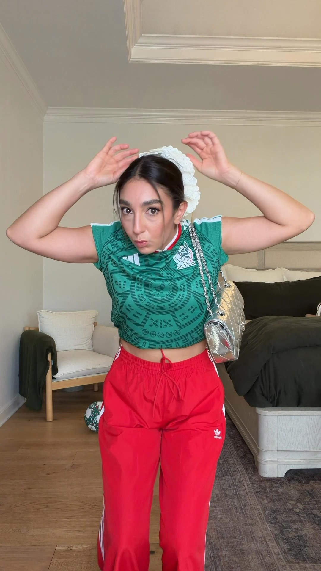 Time to style your team’s jersey! Here’s a few ideas! I’m wearing the adidas youth jersey in a large and then stole my husband’s men’s large for the oversized looks but linked the women’s cuts too