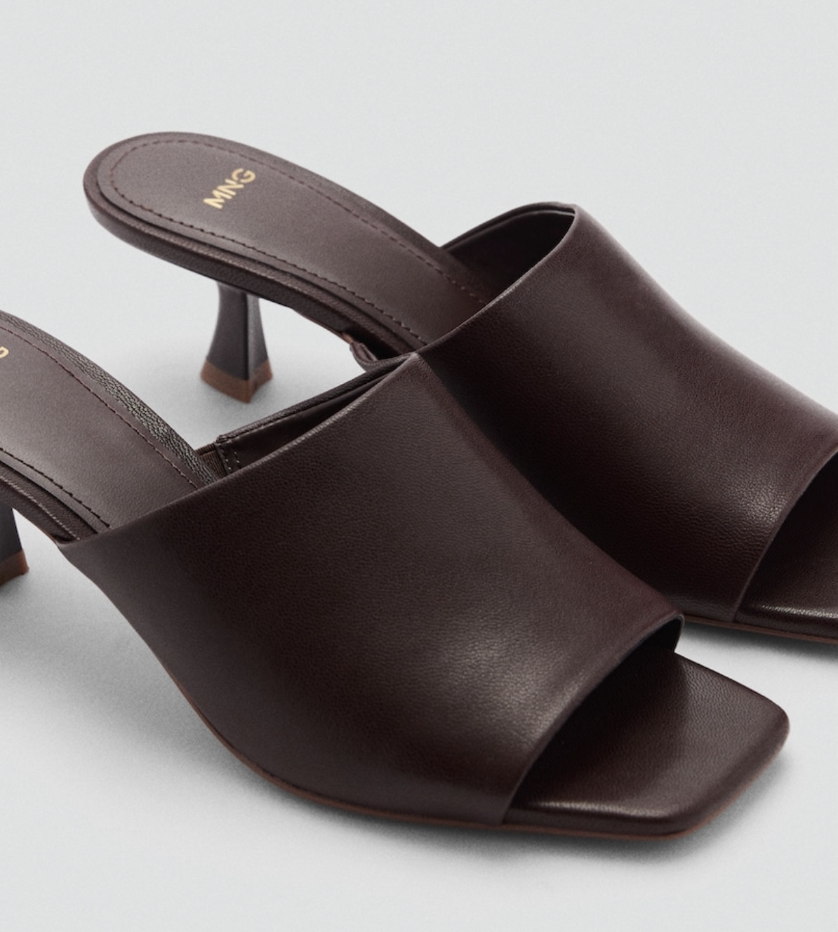 Cutest leather kitten heels for the transition from summer to autumn 🤎

Mango heels, leather heels, brown heels

#LTKautumn #LTKeurope #LTKsummer