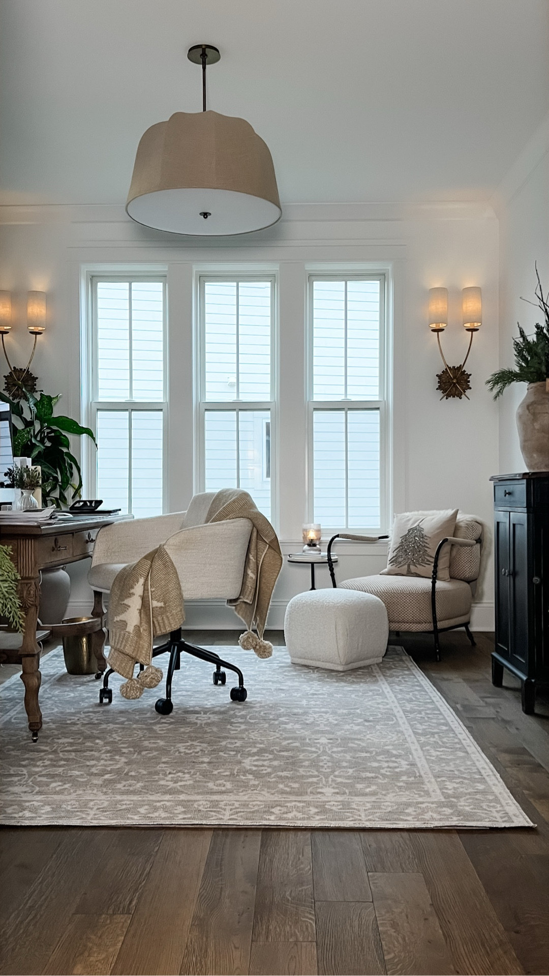 Office details on a gloomy day. I got a new rug that’s great for high traffic areas. This desk chair is affordable and very comfy.

#LTKSaleAlert #LTKHome #LTKdayinmylife